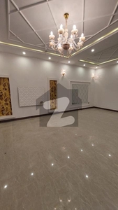 1 Kanal Upper Portion Three Bedroom Available For Rent In Model Town Model Town