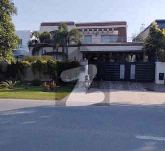 1 Kanal Well Maintained 5 Bed House Available For Rent In DHA Phase 5 Prime Location DHA Phase 5