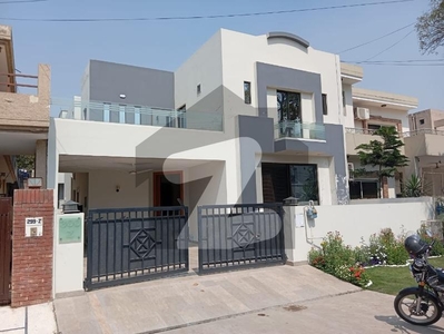 10 Marla Beautiful House For Rent Phase 3 DHA Phase 3 Block Z