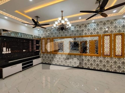 10 Marla Beautiful House With Gas Available For Rent Bahria Town Phase 7