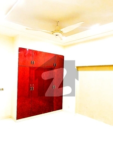 10 Marla Beautiful Modren Saligthy Used Lower Portion Hot Location For Rent In DHA Ph 6 DHA Phase 6