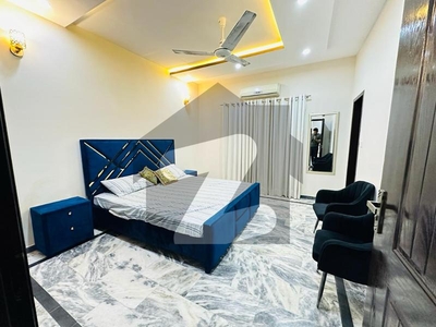 10 MARLA BRAND NEW 3 BEDS UPPER NEAR UCP FOR DETAIL CAL PLZ Johar Town