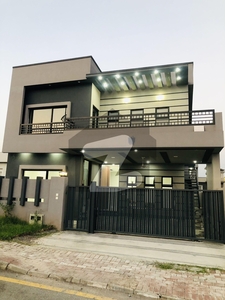10 Marla Brand New Designer House Available For Sale Bahria Enclave Sector J
