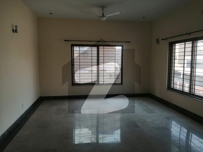 10 Marla Commercial House Is Available For Rent Gulberg 3
