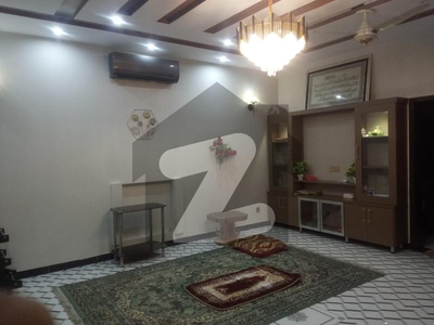 10 Marla Furnish Lower Portion For Rent In Sector F Bahria Town,Lahore Bahria Town Talha Block