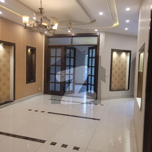 10 Marla Ground Lock Upper Portion Like Brand New Bahria Town Phase 4