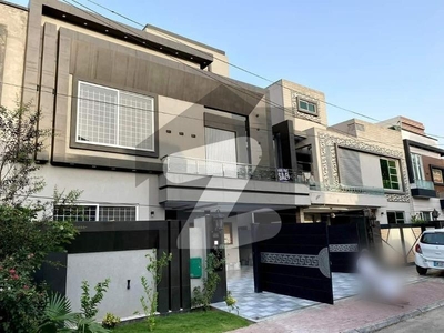 10 Marla House Available For Rent In Jasmine Block Sector C Bahria Town Bahria Town Jasmine Block