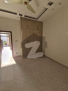 10 MARLA HOUSE FOR RENT Gulshan Abad