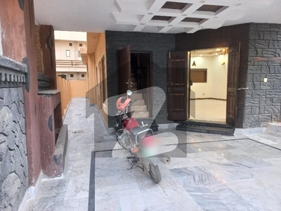 10 Marla Neat And Clean House For Rent Bahria Town Phase 3