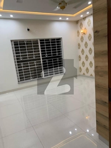 10 Marla Non Farnish Upper Portion Available For Rent Sector E Bahria Town Lahore Bahria Town Rafi Block