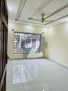 10 Marla Portion For Rent In Bahria Town Phase 4 Rawalpindi Bahria Town Phase 4