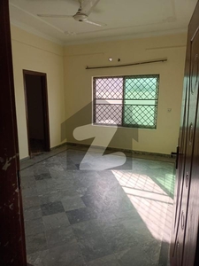 10 Marla second Portion avaiable for rent in M block LDA Avenue Block M