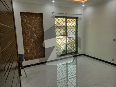 10 marla superb 5bed double story house for rent in wapda town Wapda Town Phase 1 Block K2