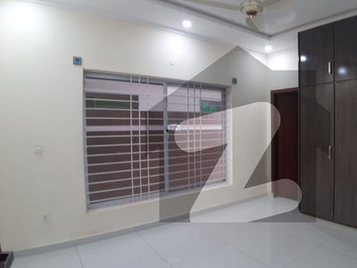 10 Marla Upper Portion Available For Rent In Bahria Bahria Town Phase 4