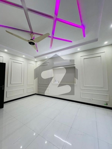 10 Marla Upper Portion For rent In Bahria Town Rawalpindi Bahria Town Phase 8