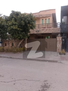 10 Marla Upper Portion For Rent In Bahria Towon Bahria Town Phase 3