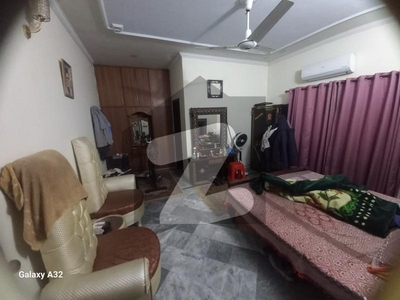 10 Marla Upper Portion Fully Furnished For Rent Available In Valencia Housing Society Lahore Valencia Housing Society