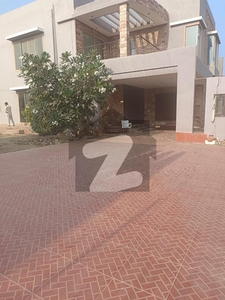 1000 Yards 500 Yards Lawn + 500 Bungalow For Sale In DHA Phase 6 DHA Phase 6