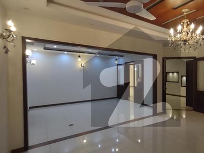 1000 Yards Upper Portion For Rent In Phase 6 DHA DHA Phase 6