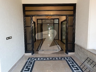 1000 Yards Well Maintained House For Rent DHA Phase 5