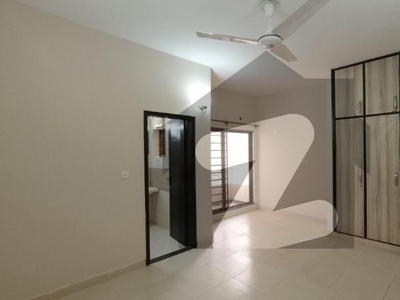1650 Square Feet Flat For Grabs In Cantt Cantt Bazar