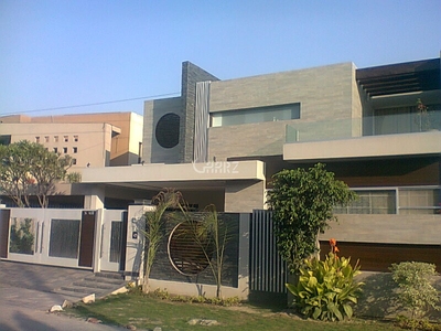 17 Marla House for Rent in Karachi DHA Phase-8