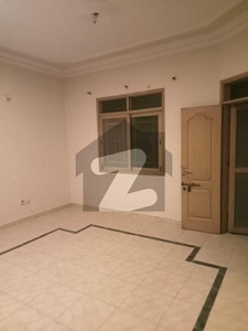 2 bed DD first floor available for urgent rent Gulshan-e-Iqbal Block 10-A