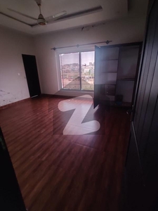 22 Marla Upper Portion For Rent In Usman D, Bahria Town, Islamabad Bahria Town Phase 8