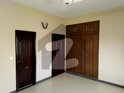 2239 Square Feet Flat For Sale Available In Cantt Askari 5
