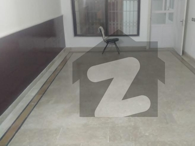 240 Square Yards Lower Portion For Rent In Gulshan-E-Iqbal Town Gulshan-e-Iqbal Block 2