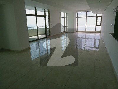 2500 Sq Ft 3 Bedroom Full Sea Facing On Higher Floor Flat Is Available For Rent Emaar Pearl Towers