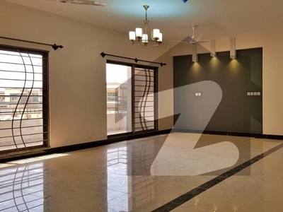 2500 Sqft 4 Beds Ultra Luxury Apartment With Servant Quarter In A Top Notch High Rise Building Located In Kda Scheme 1 Behind Karsaz KDA Officers Society