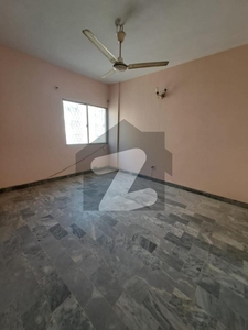 3 Bed DD Available Ground Floor Nice Condition Main Tipu Sultan Road Nearest Mecca Masjid Tipu Sultan Road