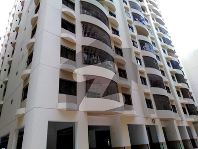 3 BEDROOMS APARTMENT SAIMA SQUARE ONE FULLY RENOVATED FLAT FOR SALE Gulshan-e-Iqbal Block 10-A