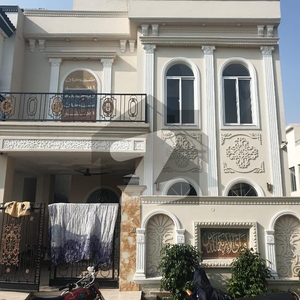 3 BEDS BRAND NEW 5 MARLA FULL HOUSE AVAILABLE FOR RENT IN DHA PHASE 9 TOWN DHA 9 Town