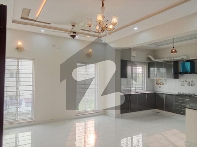 3 BEDS BRAND NEW 8 MARLA UPPER PORTION FOR RENT LOCATED IN BAHRIA ORCHARD LAHORE Bahria Orchard