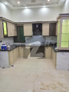 3 BEDS DRAWING DINING WITH ROOF PORTION FOR SALE Gulshan-e-Iqbal Block 16