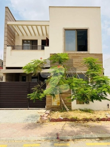 3 Beds Luxury Villa For Sale Bahria Town Karachi Bahria Town Precinct 10-B