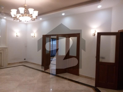 2 KANAL OFFICE USE HOUSE FOR RENT NEAR MAIN CANAL ROAD SHADMAN LAHORE Shadman 1