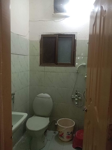 300 Ft² Room for Rent In E-11/4, Islamabad