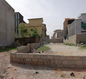 4 Marla Plot For Sale In DHA Phase 6 -