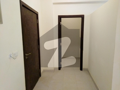 4 Rooms Renovated Flats North Nazimabad