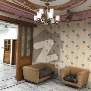 400 Sq Yards Well Mentioned House For Sale Gulistan-e-Jauhar Block 14