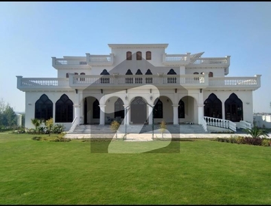 5 Kanal Farmhouse House +16 Marla Extra Land Covered Area Approx. 11,500 Sq.Ft Available For Sale In Gulberg Green Islamabad Gulberg Greens Block C