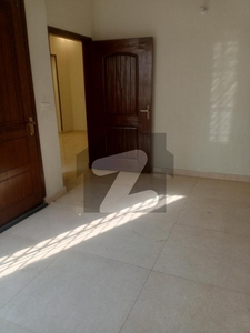 5 Marla 2nd floor Available for Rent tiles floor like new Gulshan-e-Lahore