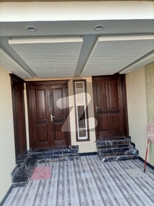 5 Marla Beautiful House Available For Rent In Bahria Town Phase 8 Bahria Town Phase 8 Safari Valley
