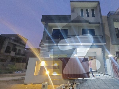 5 Marla Beautiful Houses For Sale In Faisal Town Faisal Town F-18
