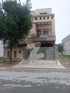 5 MARLA house available for rent in bahria orchard raiwind road Bahria Orchard
