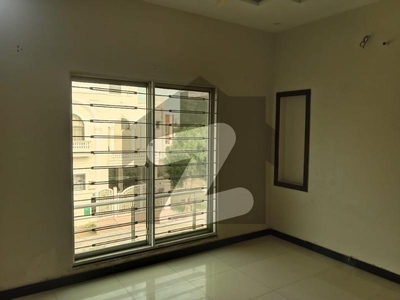 5 MARLA HOUSE FOR RENT IN BAHRIA TOWN LAHORE Bahria Town Sector D