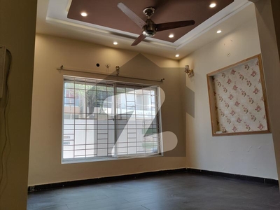 5 Marla Private House For Rent Near To Park 30 Ft Road Lake City Sector M-7B